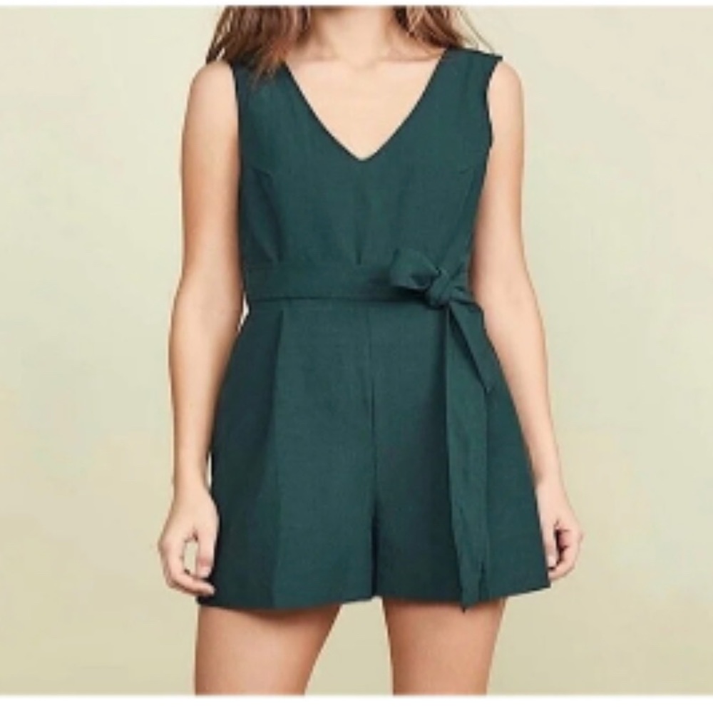 NWT Club Monaco tie waist open back romper
